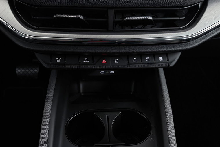 Vehicle Image 29