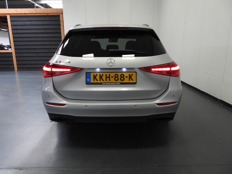 Vehicle Image 45