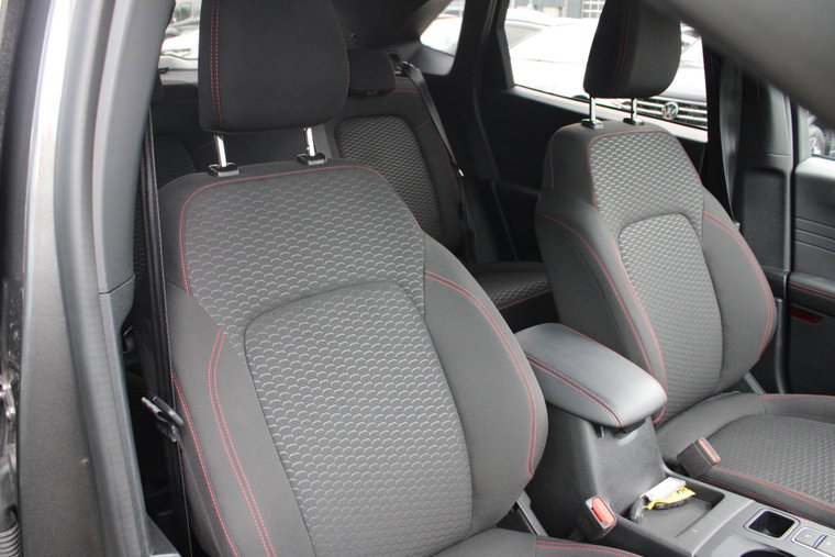 Vehicle Image 13