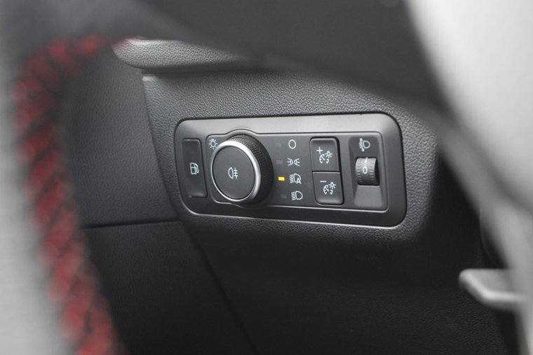 Vehicle Image 19