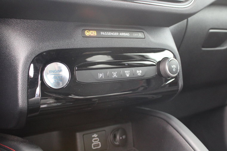 Vehicle Image 26