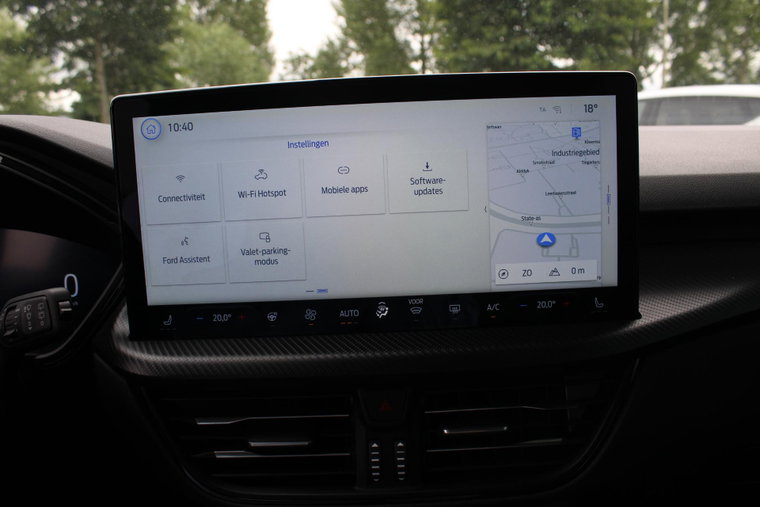 Vehicle Image 30