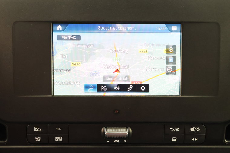 Vehicle Image 36