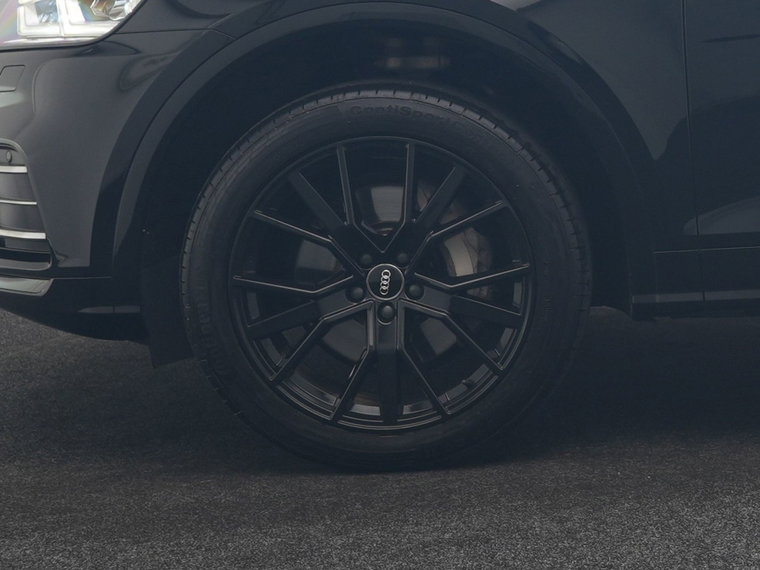 Vehicle Image 41