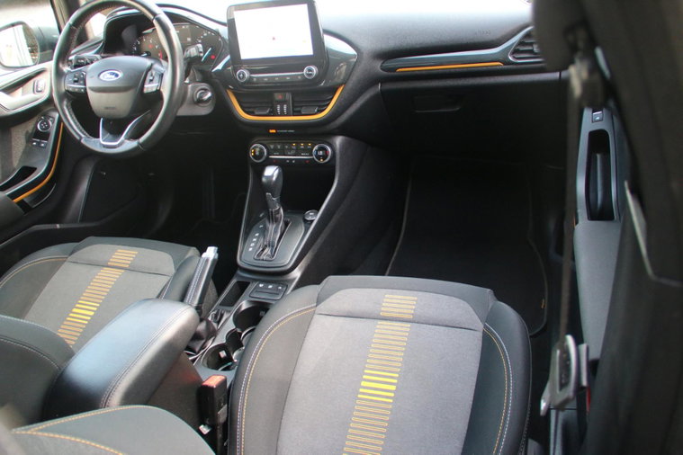 Vehicle Image 10