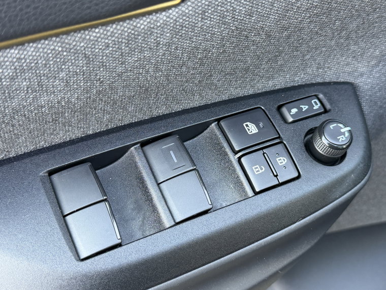 Vehicle Image 38