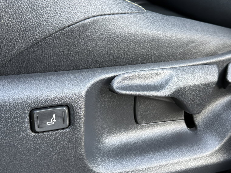 Vehicle Image 39