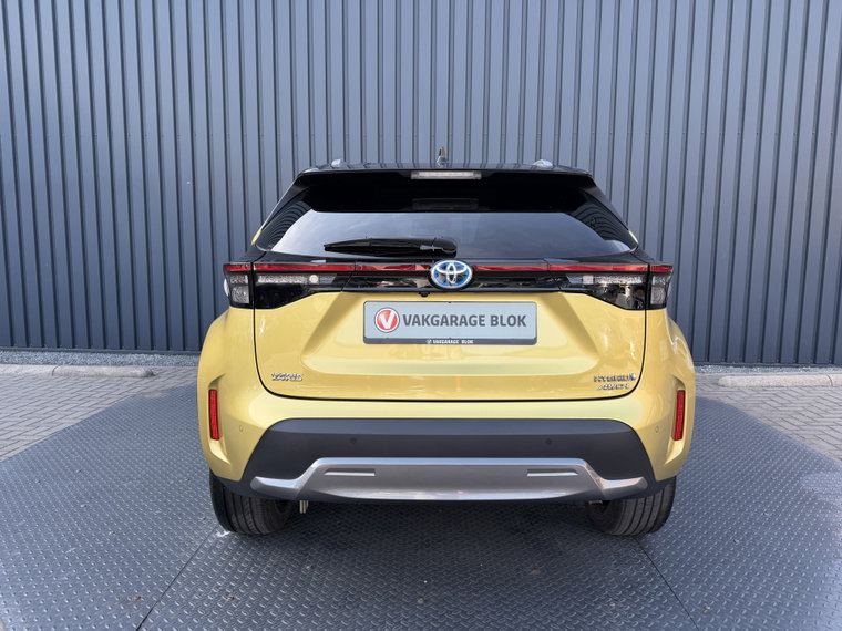 Vehicle Image 11