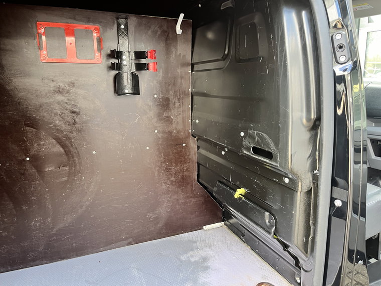 Vehicle Image 33