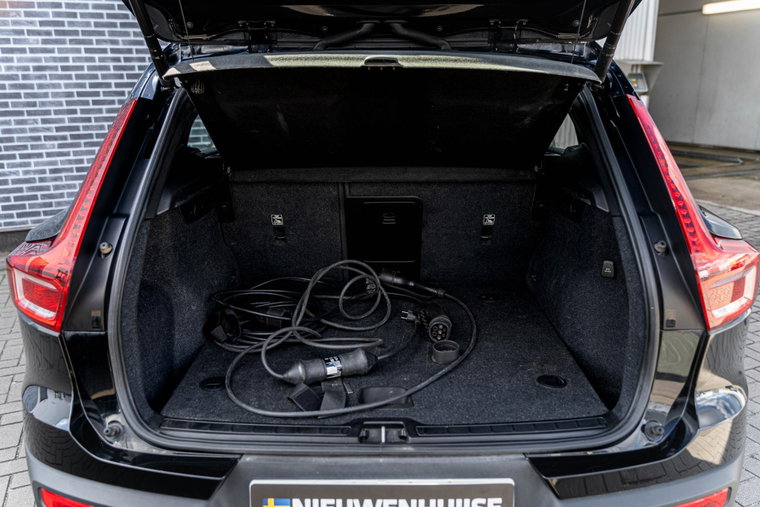 Vehicle Image 33
