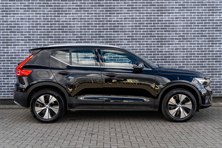 Vehicle Image 38