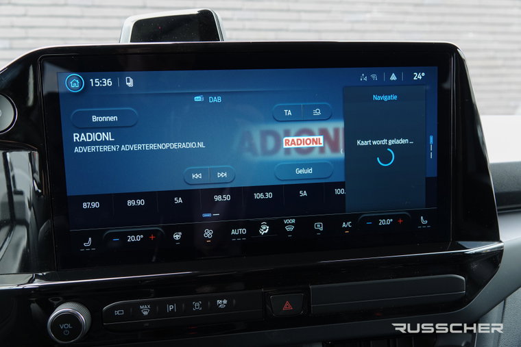Vehicle Image 35