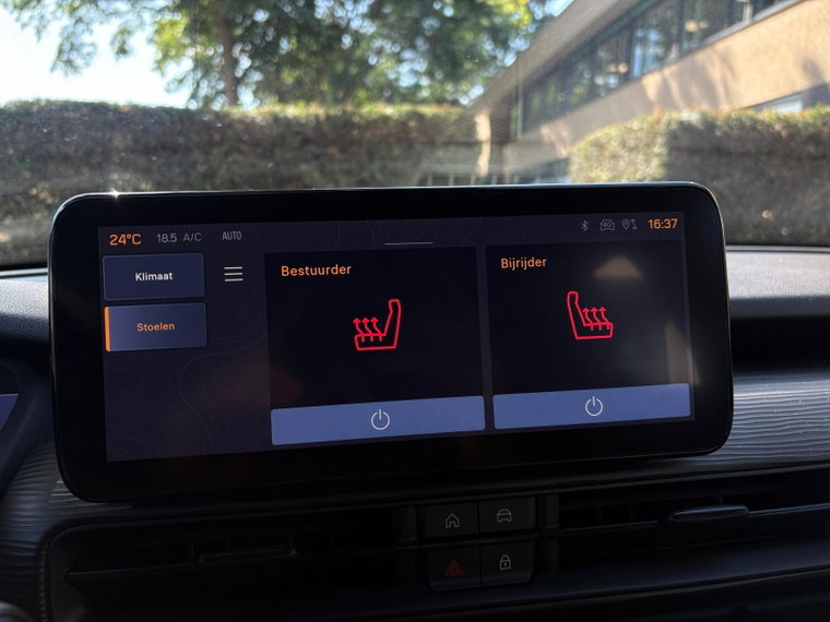 Vehicle Image 31