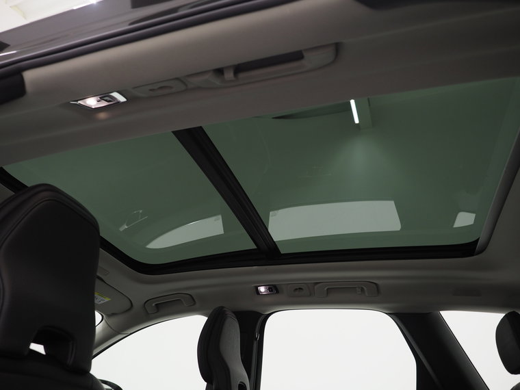 Vehicle Image 39