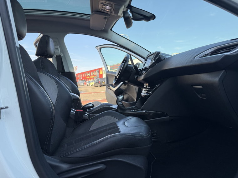 Vehicle Image 47