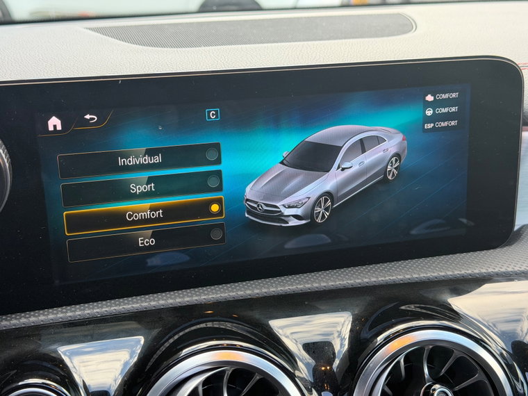 Vehicle Image 27