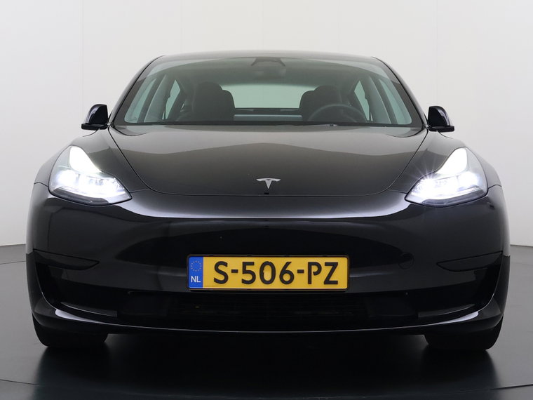 Vehicle Image 38