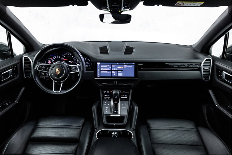 Vehicle Image 16