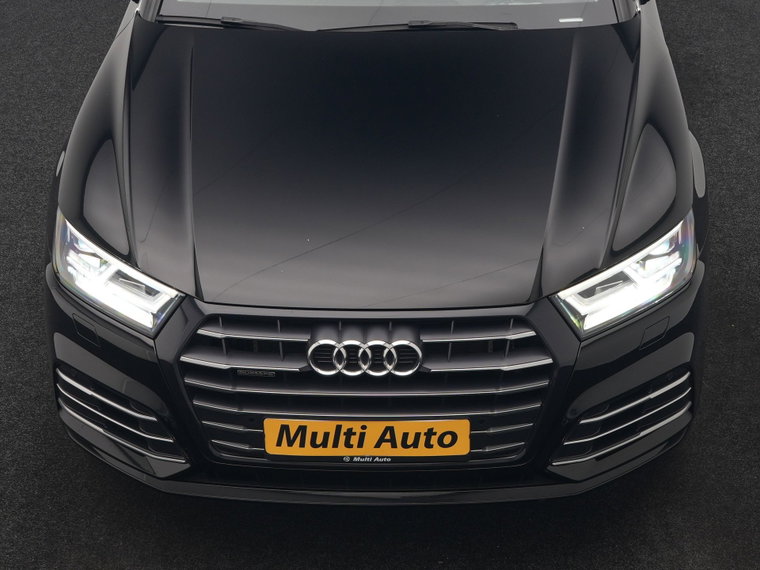 Vehicle Image 30