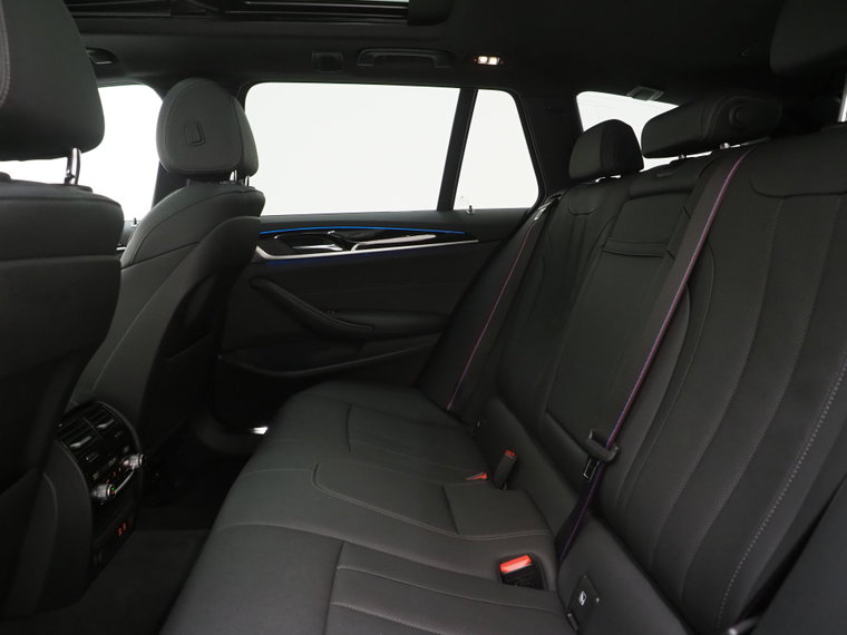 Vehicle Image 39