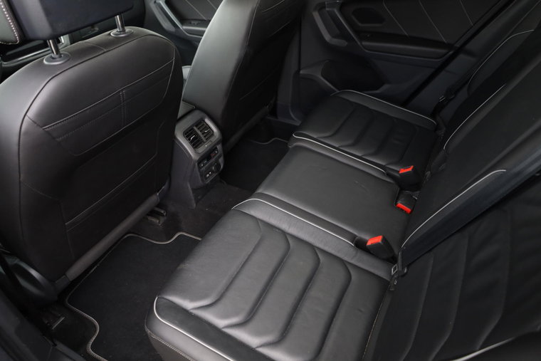 Vehicle Image 38