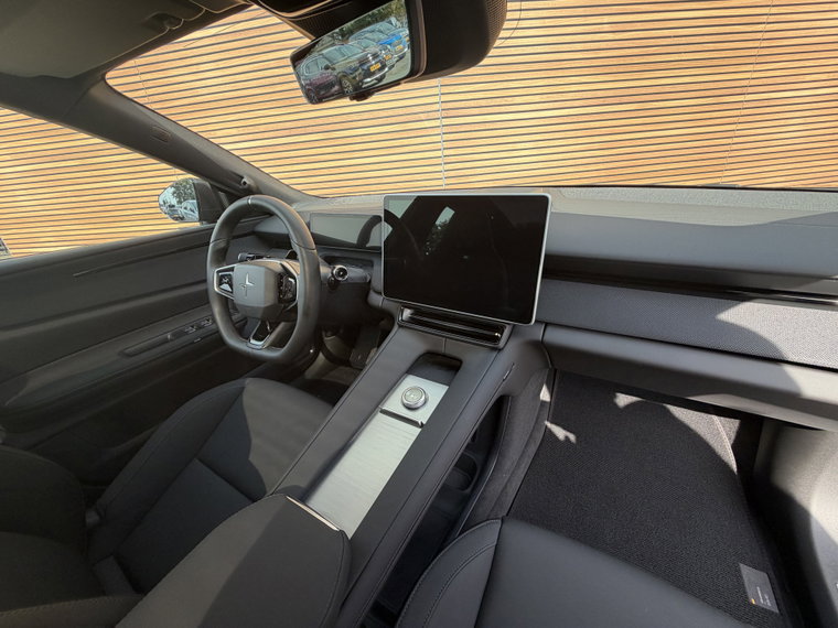 Vehicle Image 19