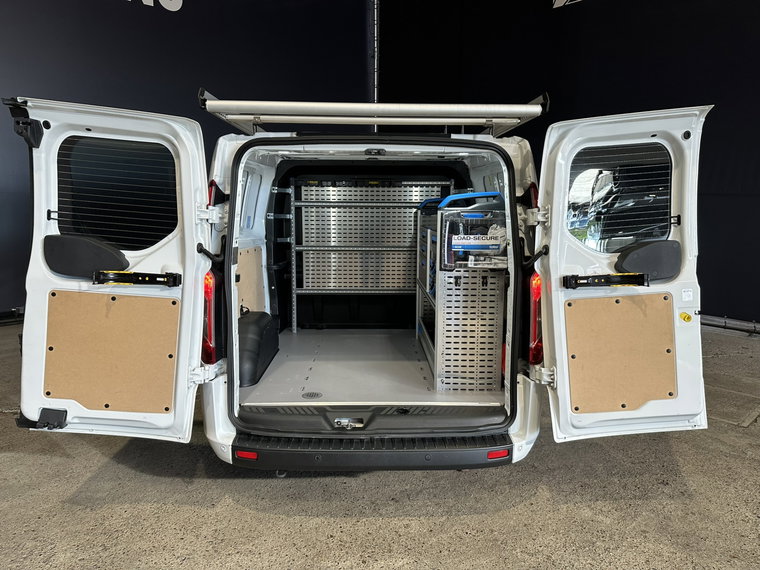 Vehicle Image 12