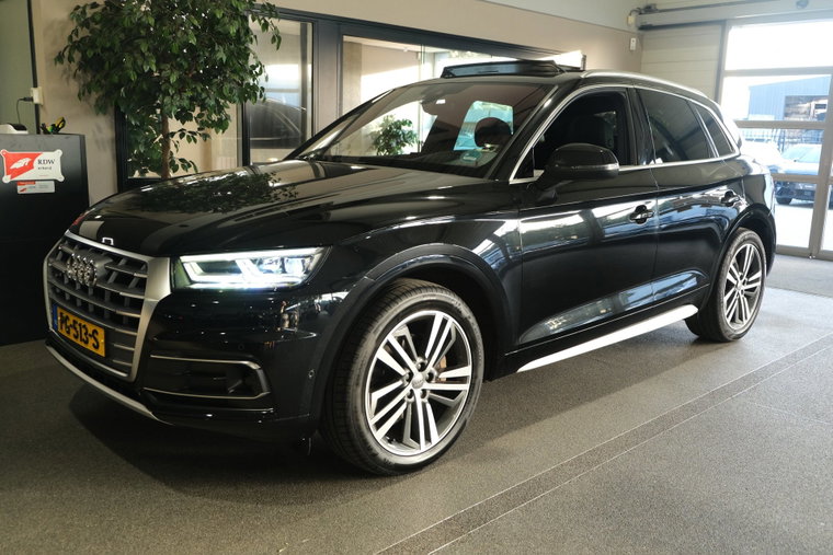 Vehicle Image 15