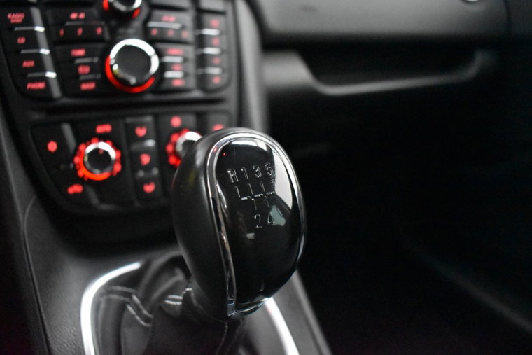 Vehicle Image 24