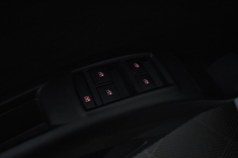 Vehicle Image 26