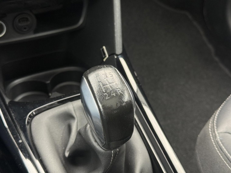 Vehicle Image 26