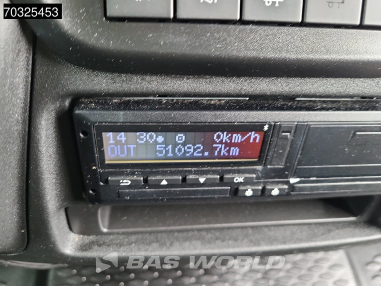 Vehicle Image 24