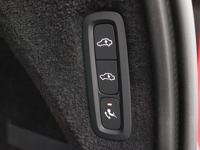 Vehicle Image 40