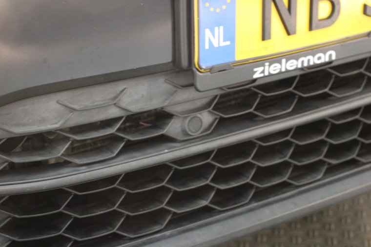 Vehicle Image 35