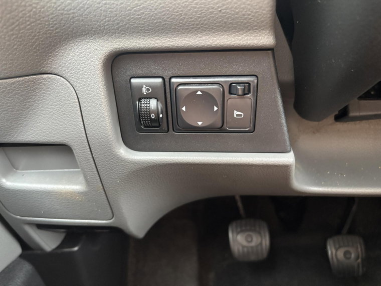 Vehicle Image 27