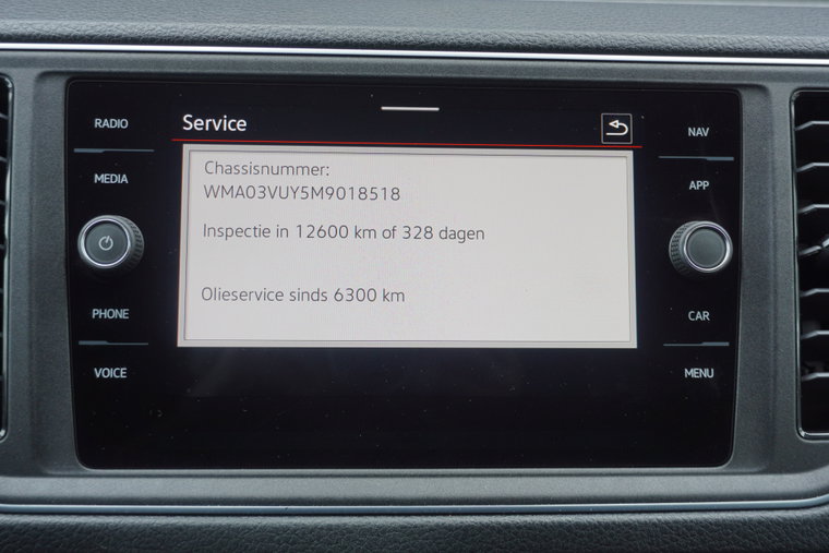 Vehicle Image 25