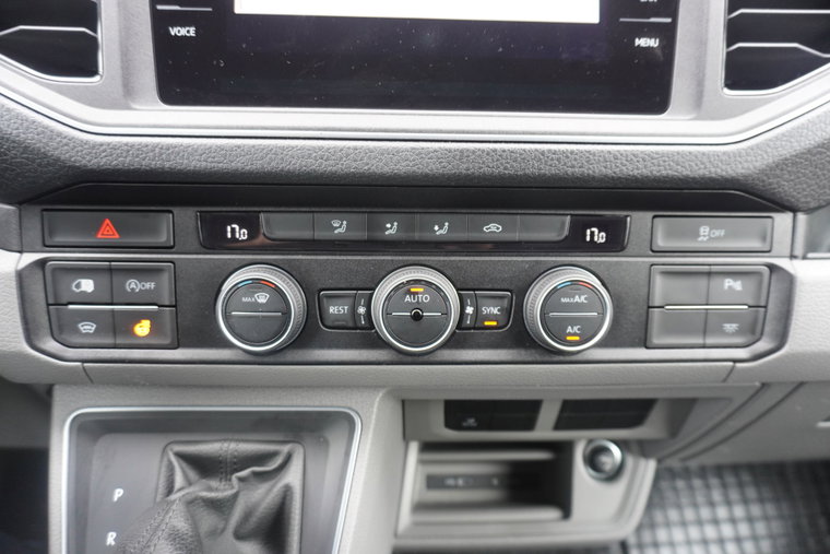 Vehicle Image 26