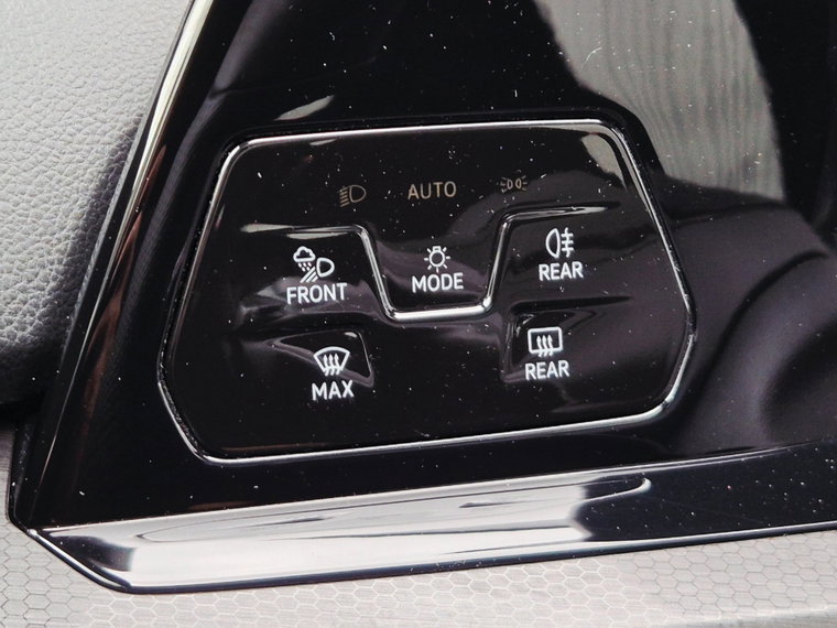 Vehicle Image 47