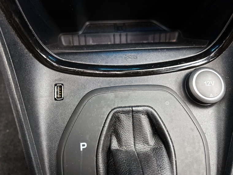 Vehicle Image 28