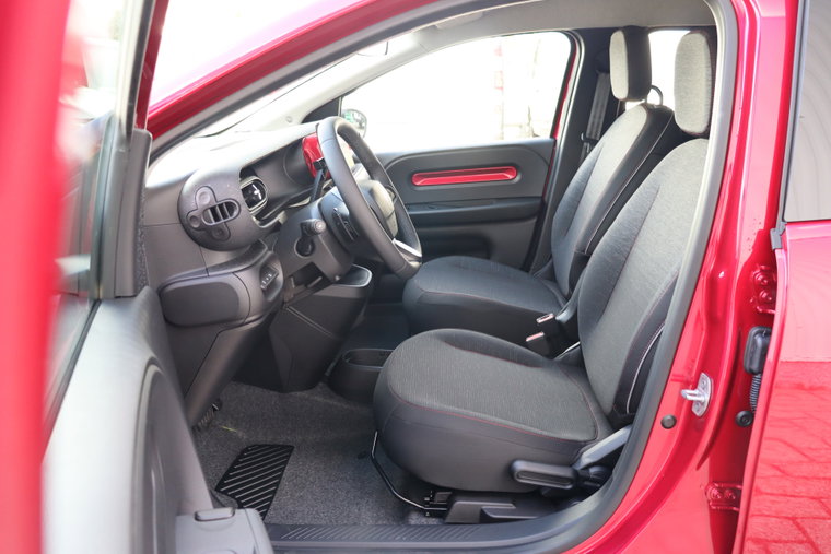 Vehicle Image 7