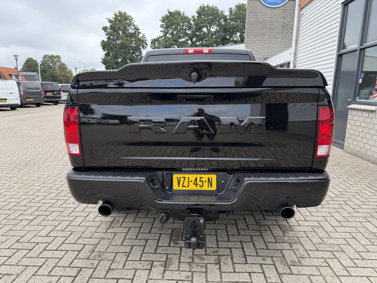 Vehicle Image 28
