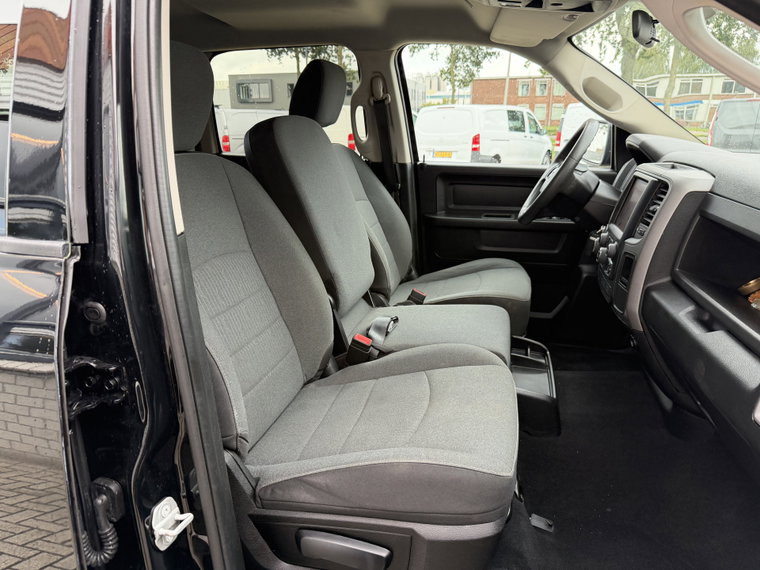 Vehicle Image 39