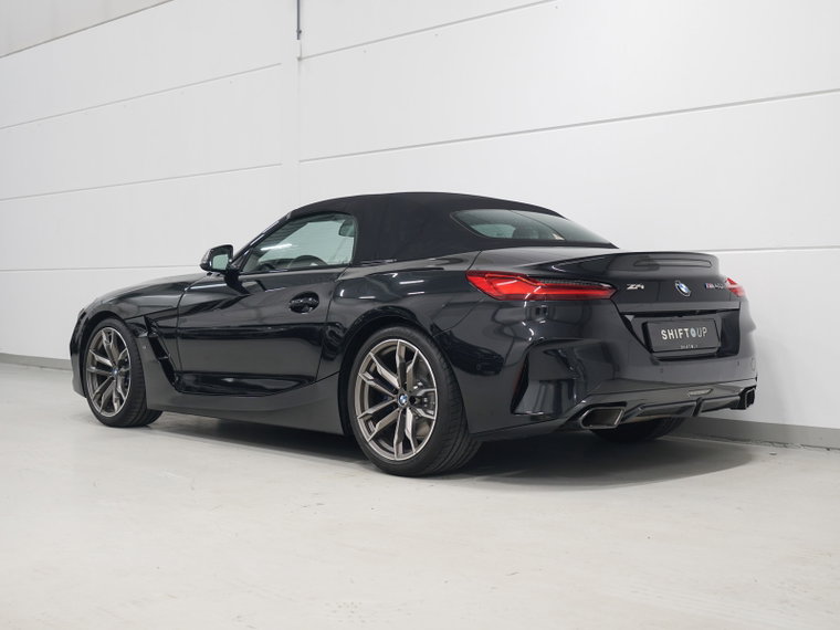Vehicle Image 36