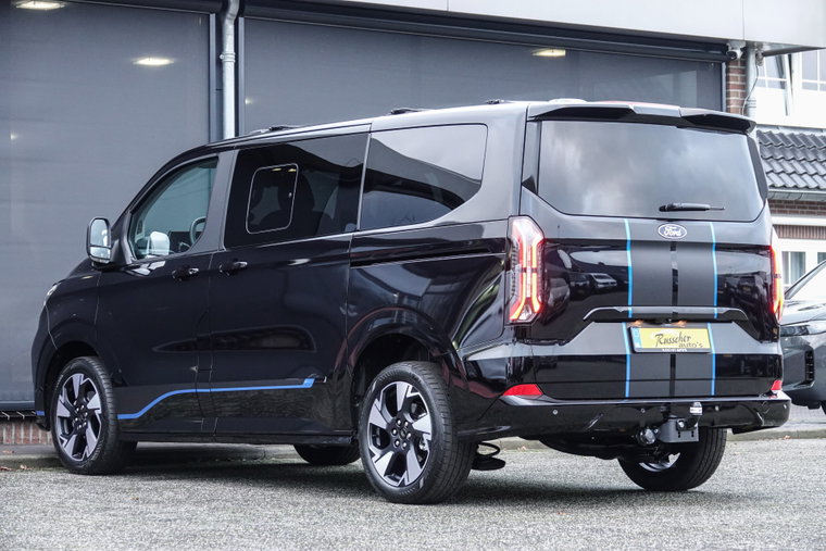 Vehicle Image 36