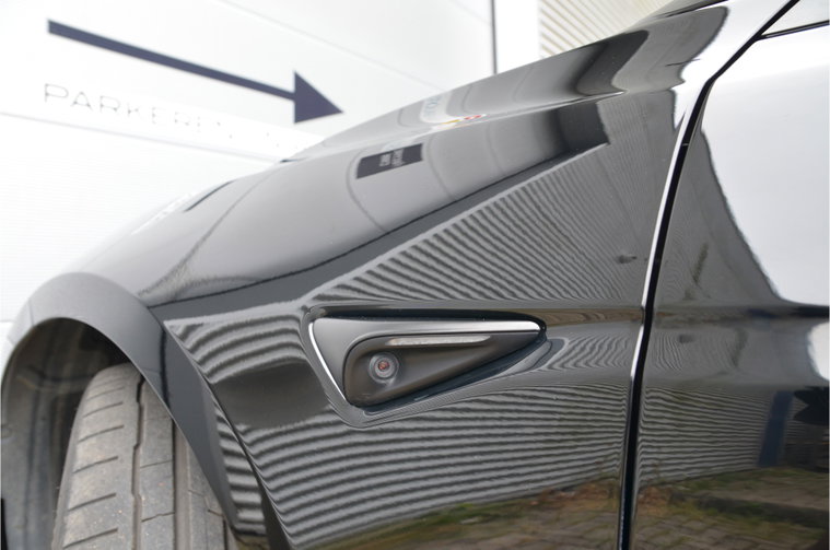 Vehicle Image 32