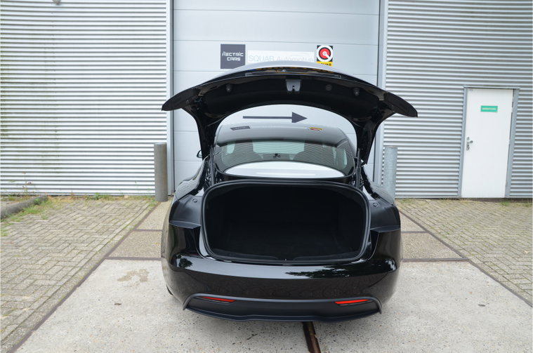 Vehicle Image 35