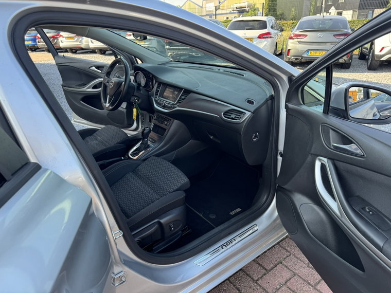 Vehicle Image 27