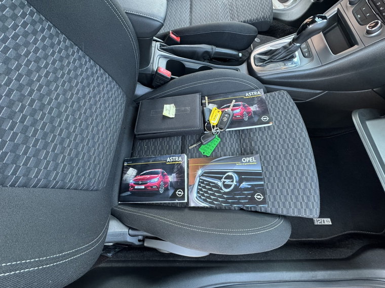 Vehicle Image 31