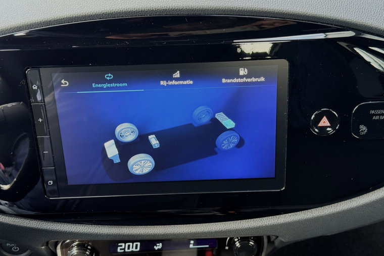 Vehicle Image 13