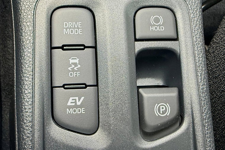 Vehicle Image 23